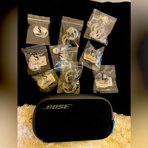 Bose carry case and selection of silicone earpieces to fit S M L